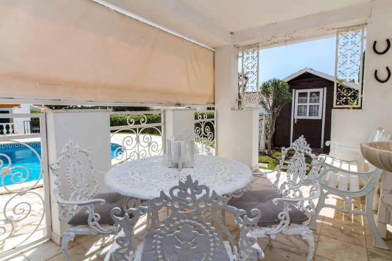 Villa Algarve Sun House - Pool & Bbq & Privat Garden Albufeira
